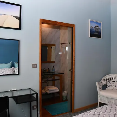 D'hotes Any-jean Louis A Bed and Breakfast Mios