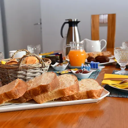 Alojamento de Acomodação e Pequeno-almoço D’hôtes Any-jean Louis à 3*