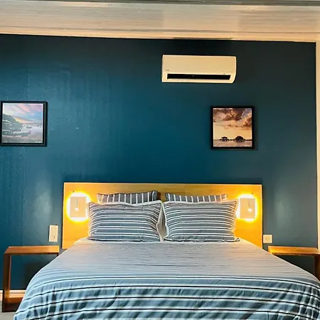 D'hotes Any-jean Louis A Bed & Breakfast Mios