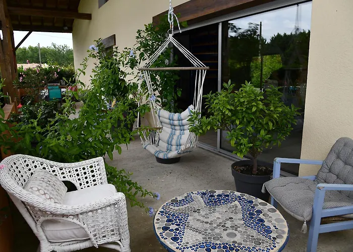 Bed & Breakfast D'hotes Any-jean Louis A 3*