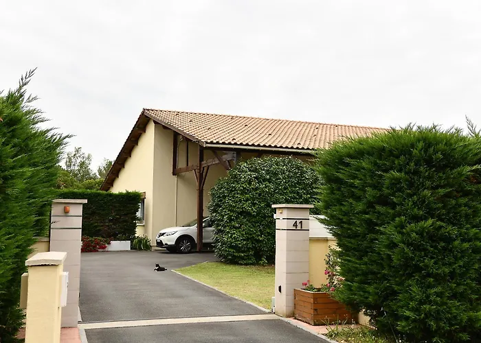 D'hotes Any-jean Louis A Mios